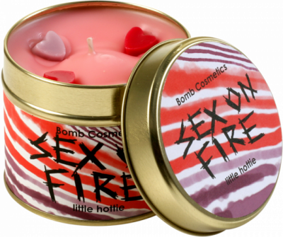 Bomb Cosmetics Sex on Fire Handmade Candle 1τμχ 243g